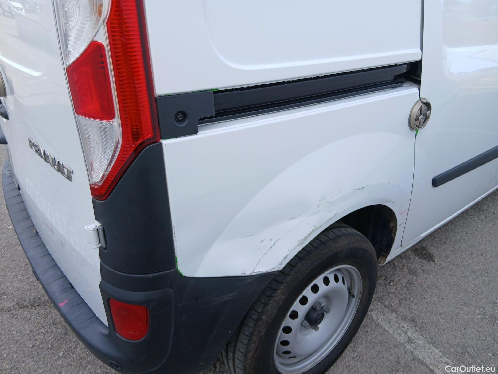  Renault  Kangoo RENAULT  Furgón/2013/3P/furgón derivado de turismo Profesional dCi 55 kW (75 CV) #25