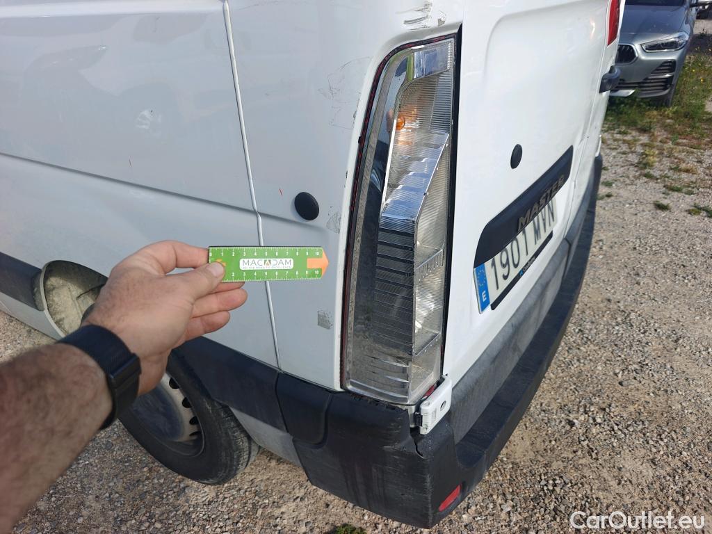  Renault  Master RENAULT  / 2019 / 4P / furgón Furgón T L2H2 3300 Bl dCi 99kW (135CV) #16