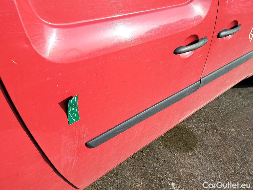  Renault  Kangoo RENAULT  Z.E./2013/4P/furgón derivado de turismo Maxi Z.E. 2 plazas #26