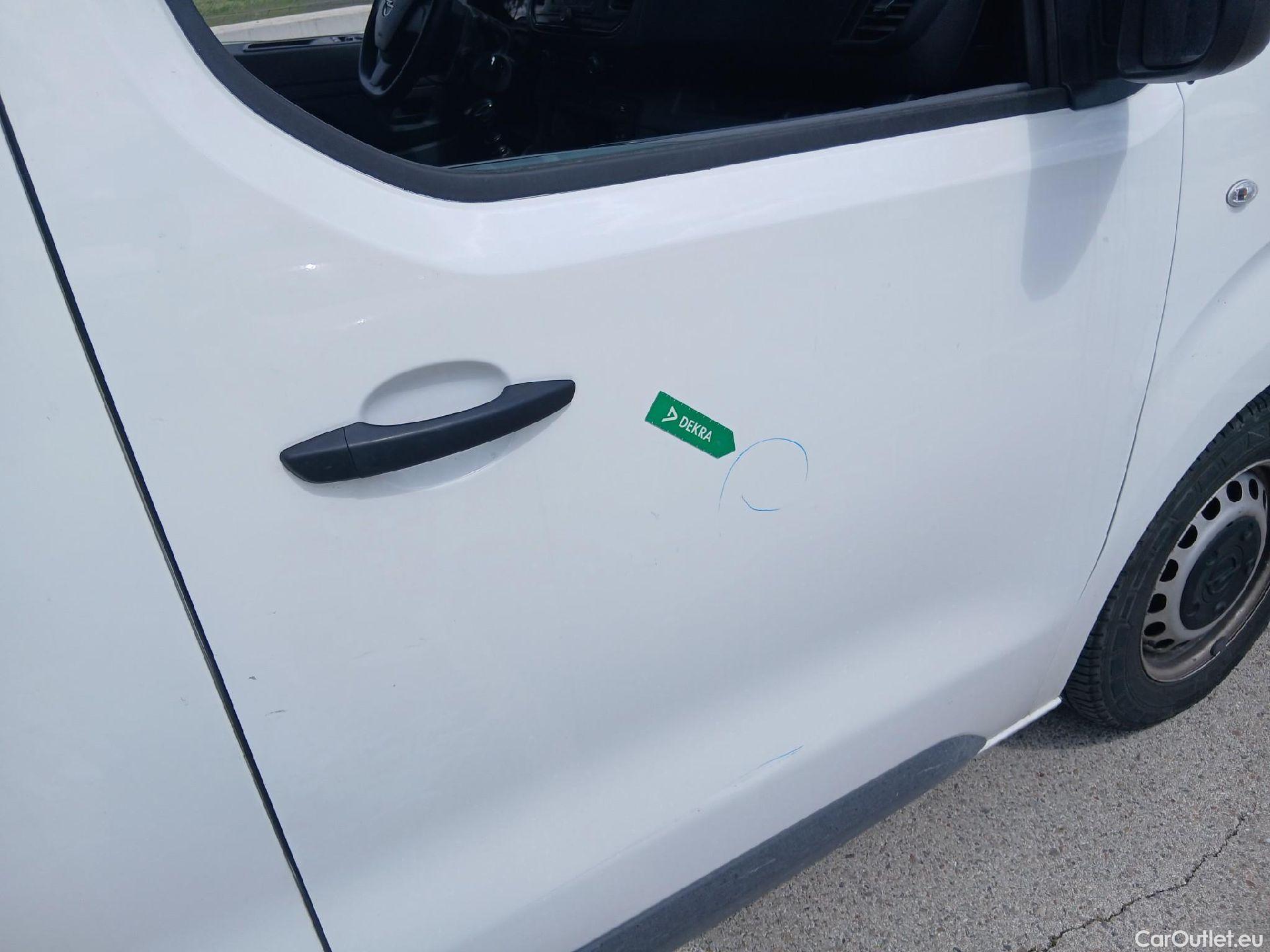  Opel  Vivaro OPEL  / 2019 / 4P / furgón 1.5 Diésel 74kW (100CV) S Inc. Express #37