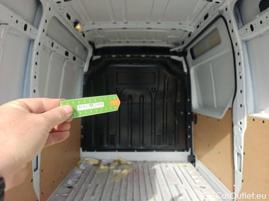  Renault  Master RENAULT  / 2019 / 4P / furgón Furgón T L2H2 3300 Bl dCi 99kW (135CV) #31