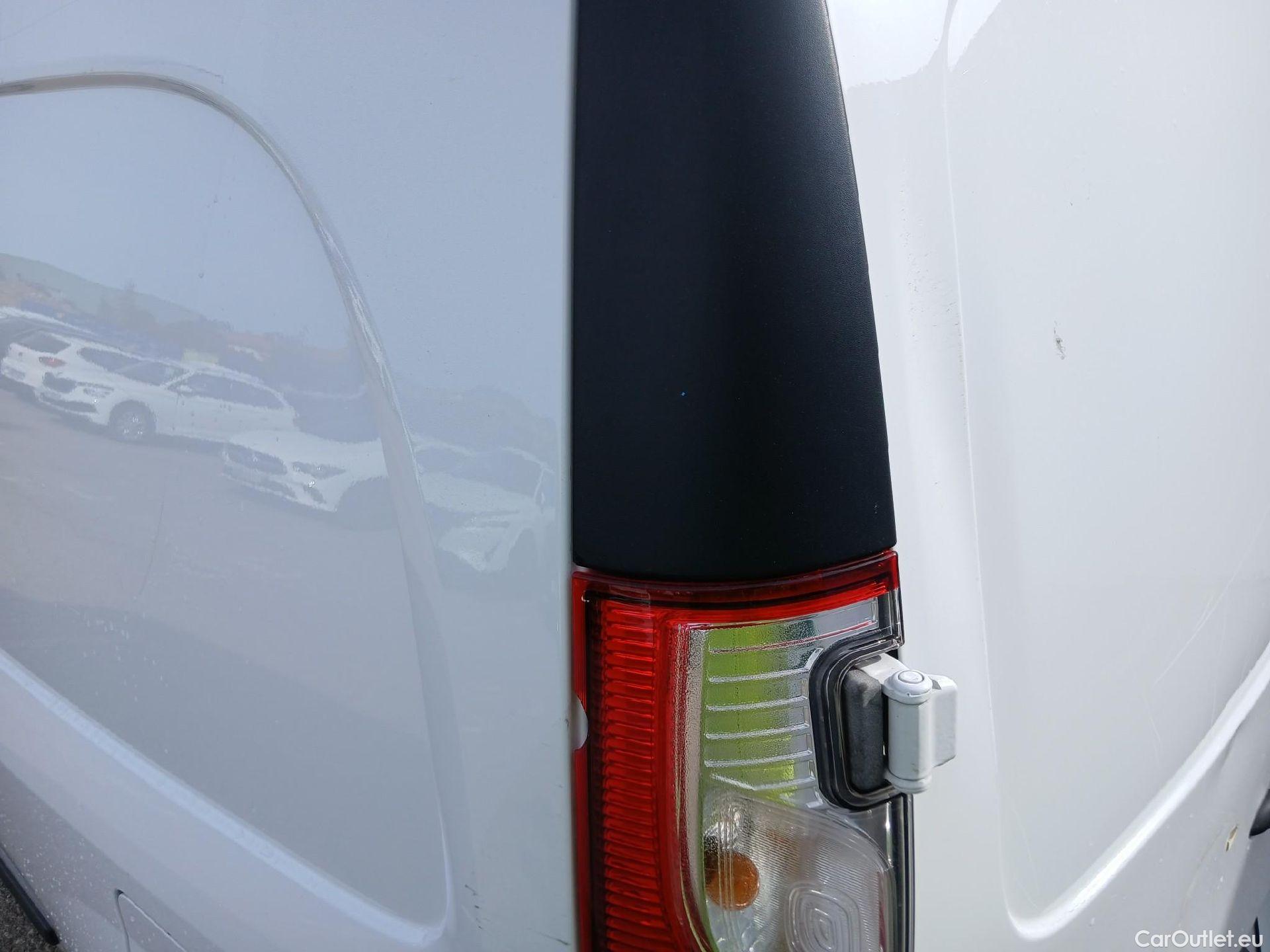 Renault  Kangoo RENAULT  Furgón/2013/3P/furgón derivado de turismo Profesional dCi 55 kW (75 CV) #16