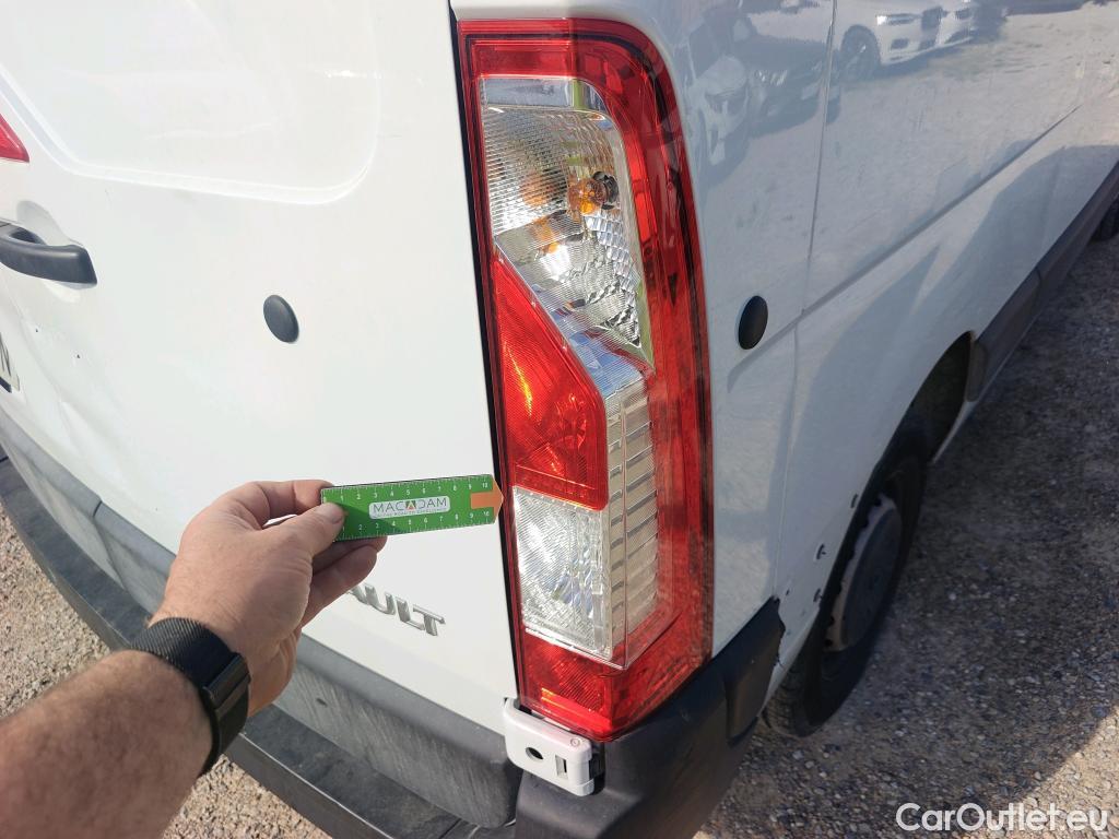  Renault  Master RENAULT  / 2019 / 4P / furgón Furgón T L2H2 3300 Bl dCi 99kW (135CV) #17