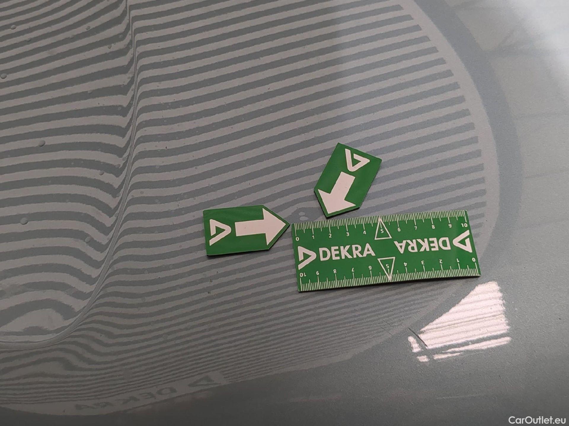  Citroen  C4  Berline Live Pack Business 1.2 PureTech 100CV BVM6 E6d #19