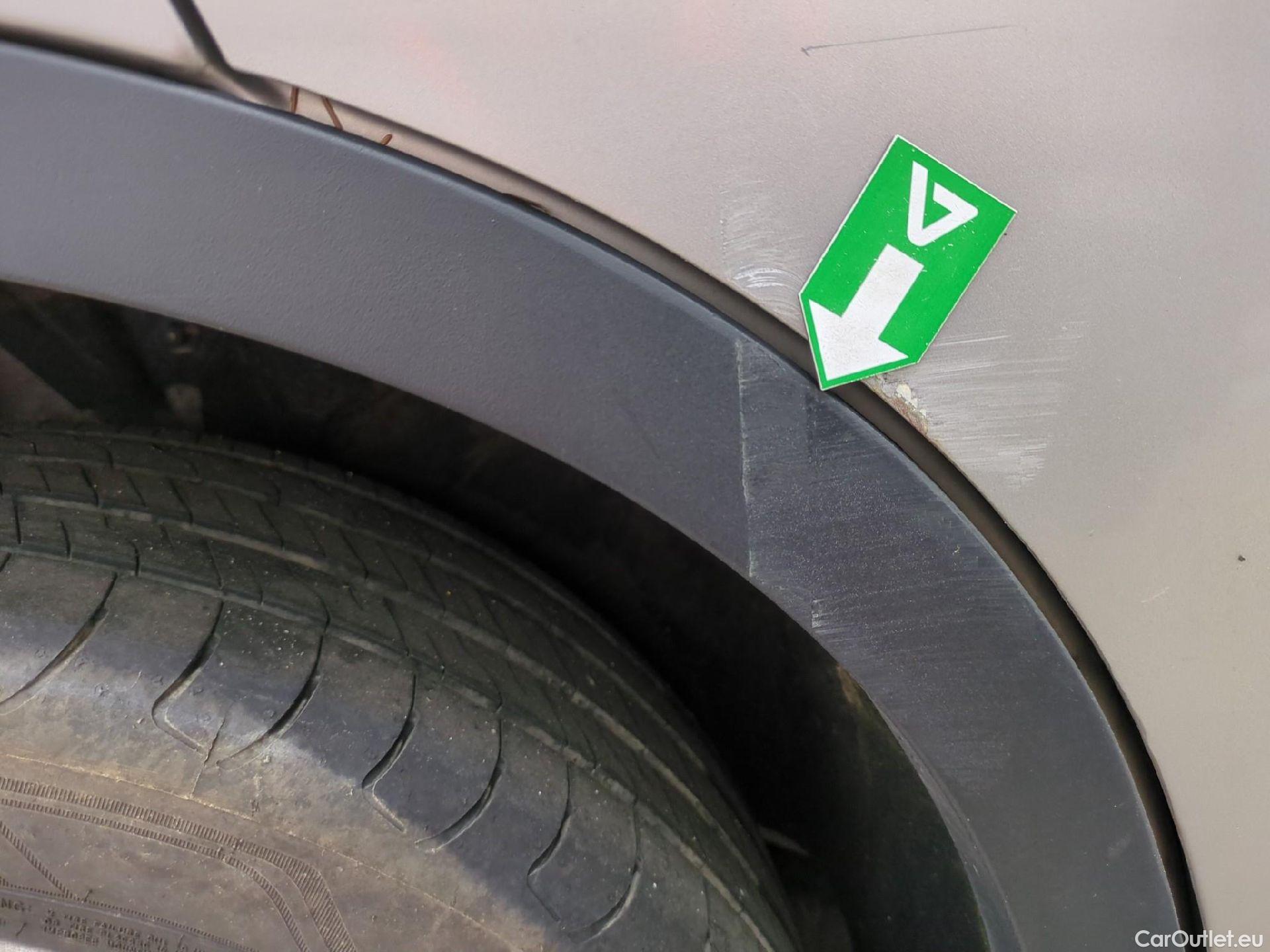  Bmw  X1 Série  sDrive16d Lounge 1.5 115CV BVA7 E6d #17