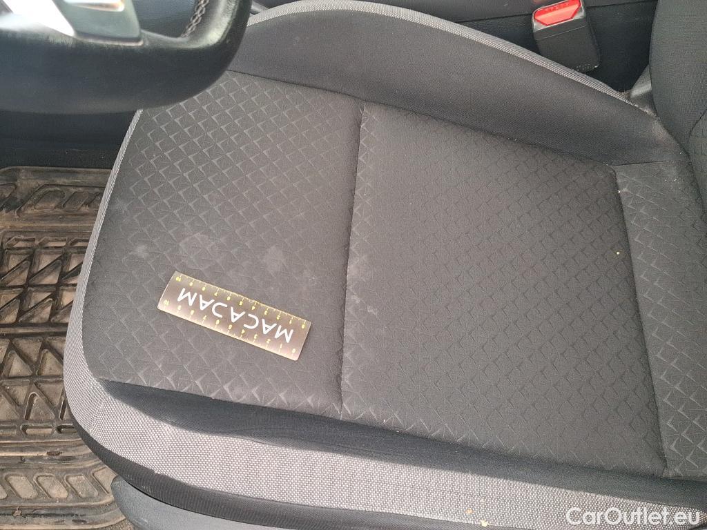  Nissan  Juke NISSAN  / 2019 / 5P / Crossover DIG-T 114 DCT Business+ #27