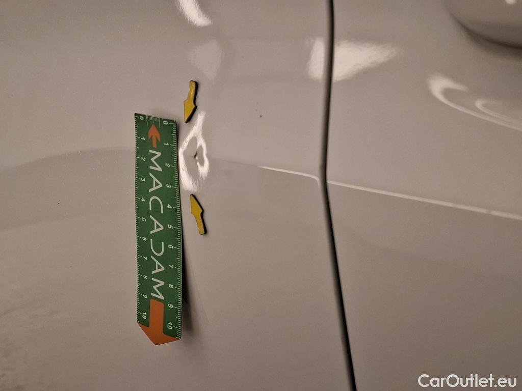  Peugeot  208  Active Pack 1.5 HDi 100CV BVM6 E6d #9