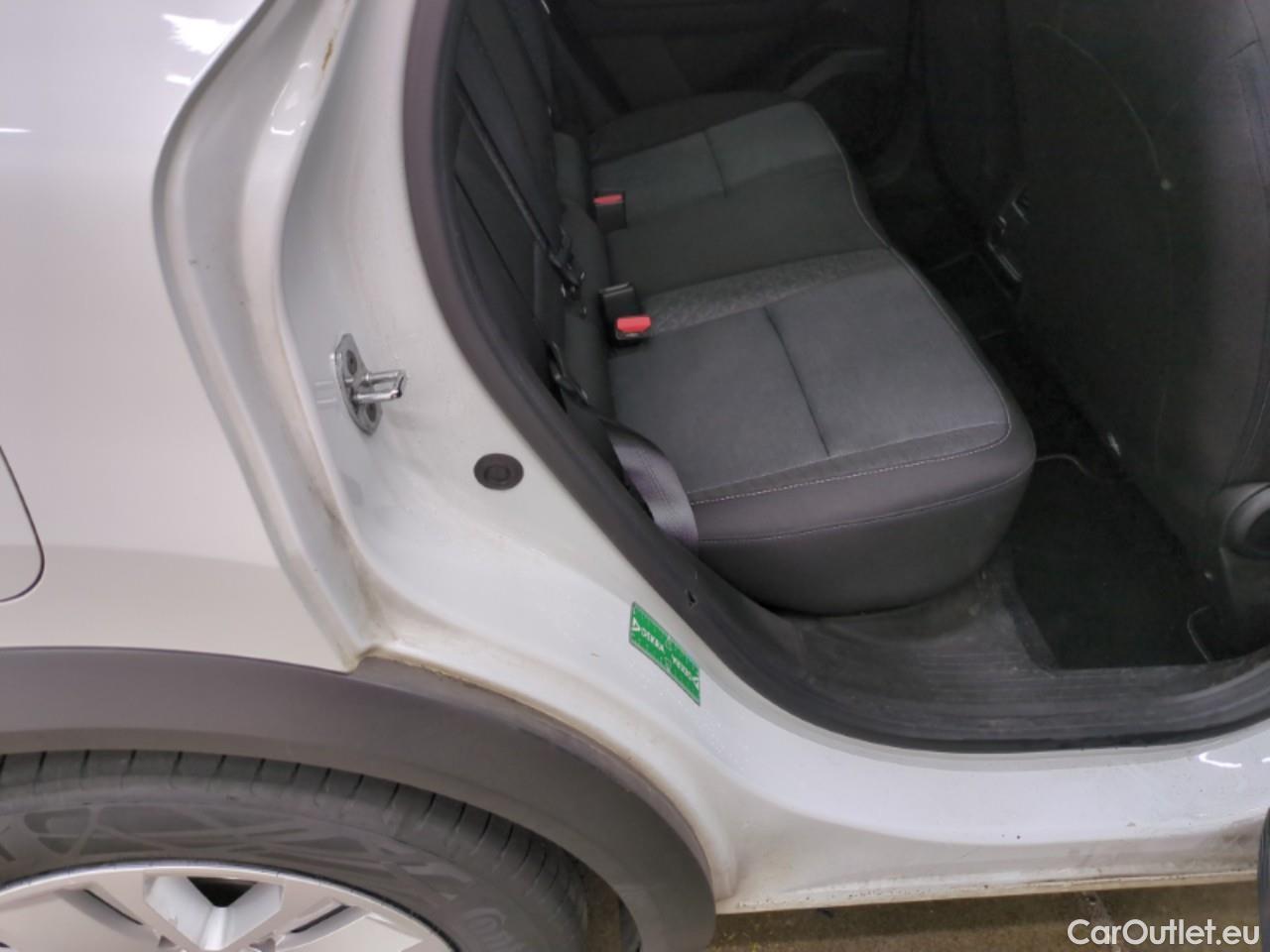  Renault  Captur  II Business 1.6 E-TECH Hybrid 145CV BVA6 E6d #3