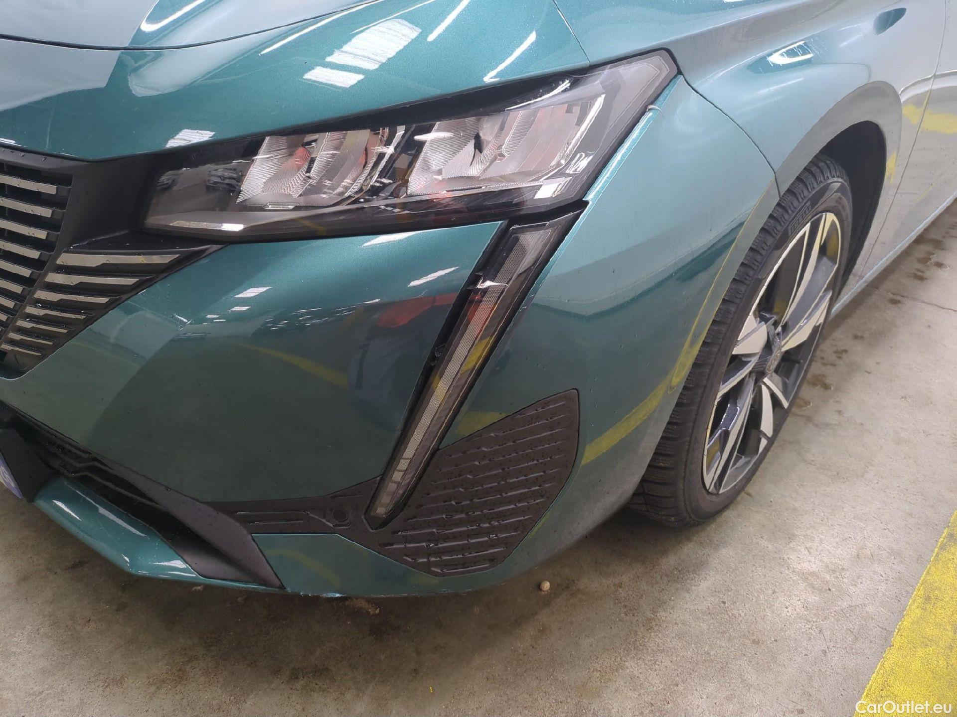  Peugeot  308 PEUGEOT  SW / 2021 / 5P / Break PureTech 130 S&S EAT 8 ALLURE #27