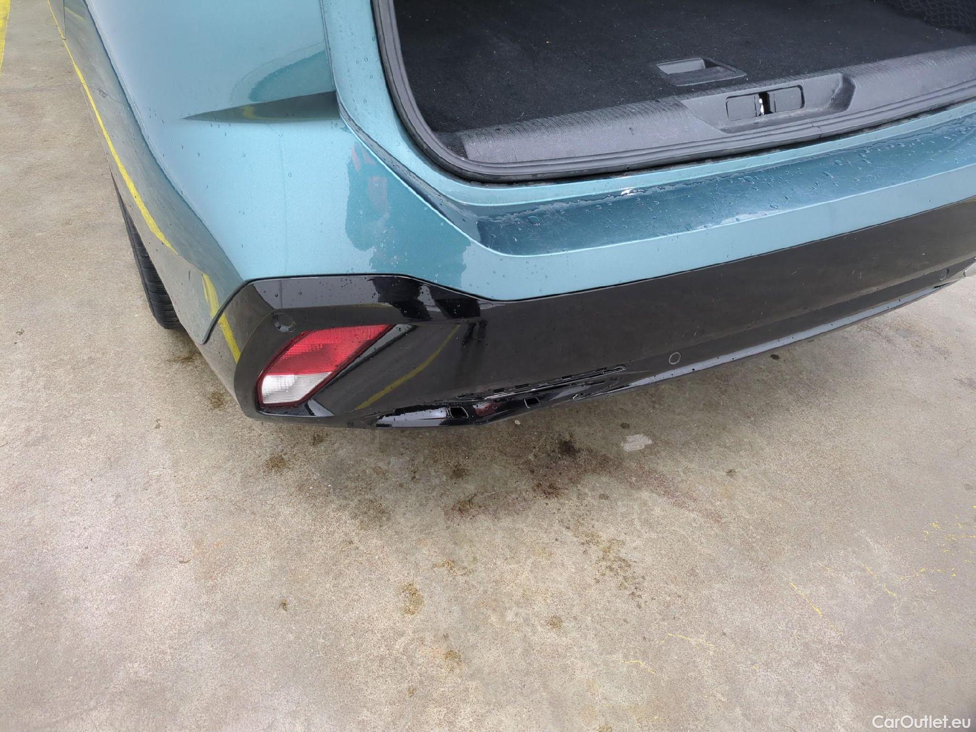  Peugeot  308 PEUGEOT  SW / 2021 / 5P / Break PureTech 130 S&S EAT 8 ALLURE #43