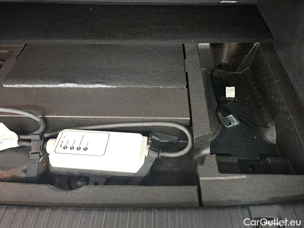  Renault  Megane RENAULT Mégane Estate / 2020 / 5P / Break evolution E-Tech hyb rechargeable 160 #5