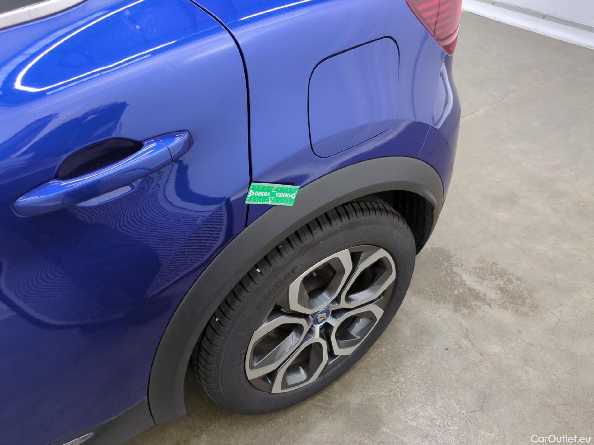  Renault  Captur RENAULT  / 2019 / 5P / SUV Intens E-TECH Plug-in 160 #54