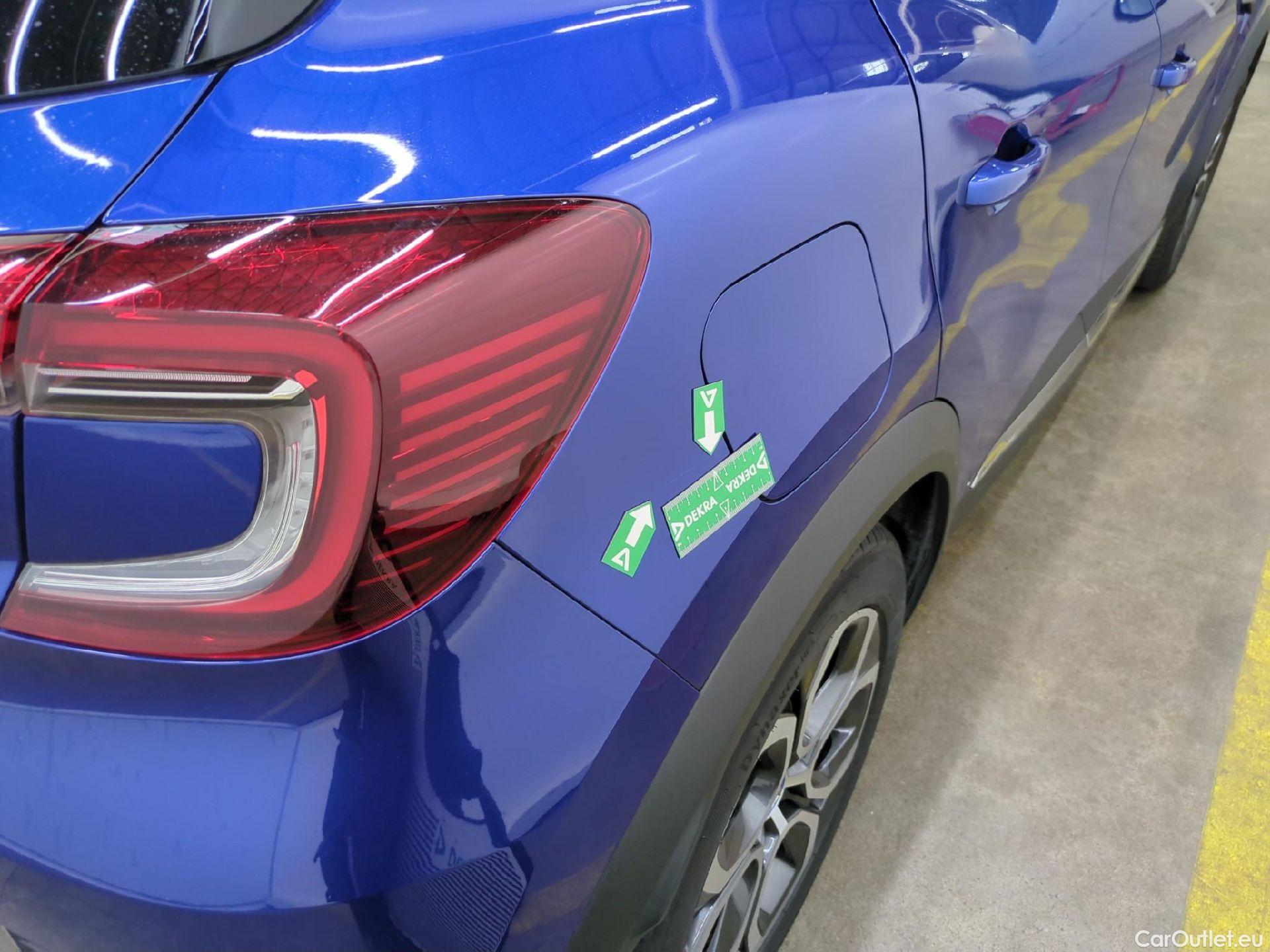  Renault  Captur RENAULT  / 2019 / 5P / SUV Intens E-TECH Plug-in 160 #27