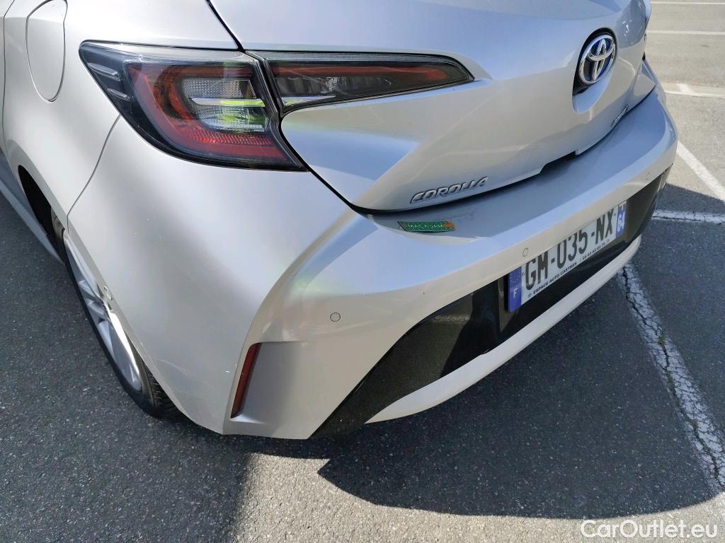  Toyota  Corolla TOYOTA  / 2018 / 5P / Berline Hybride 122h Dynamic Business Beyond Zer #9