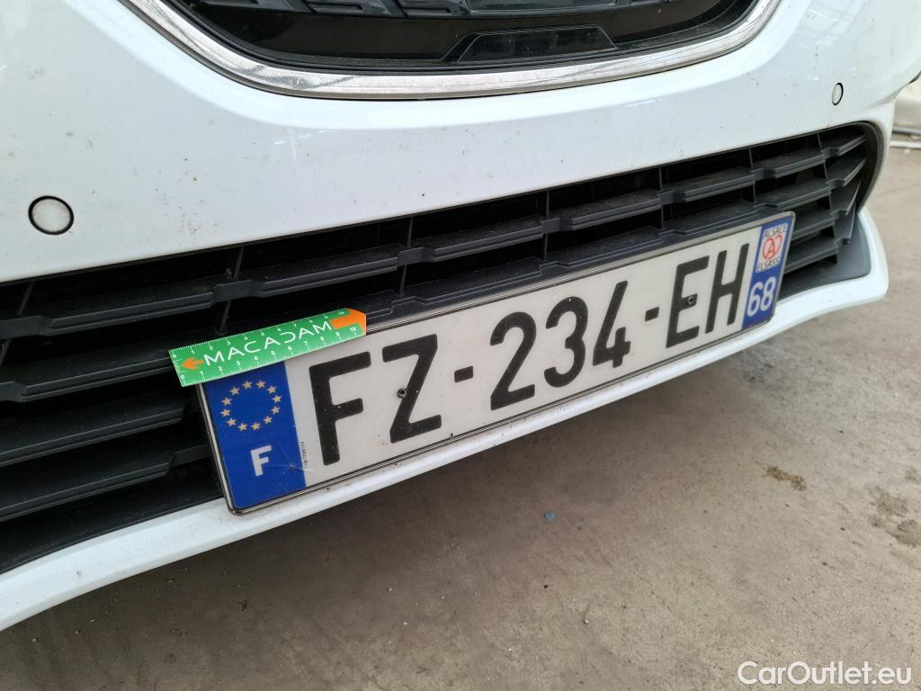  Renault  Megane  IV Berline 5pt. Société Air Nav 1.5 dCi 90CV BVM6 E6 #13