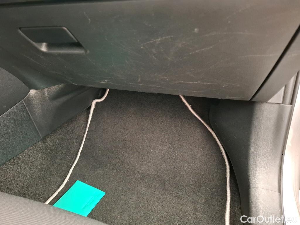  Toyota  Corolla TOYOTA  Touring Sports / 2018 / 5P / Break Hybride 122h Dynamic Business TVU #14