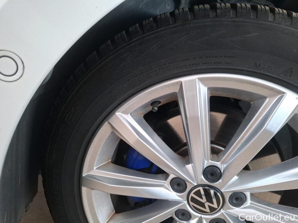  Volkswagen  Passat VOLKSWAGEN  SW / 2019 / 5P / Break 1.4 TSI DSG HYBRIDE REC SW GTE BUSINESS(SL) #49