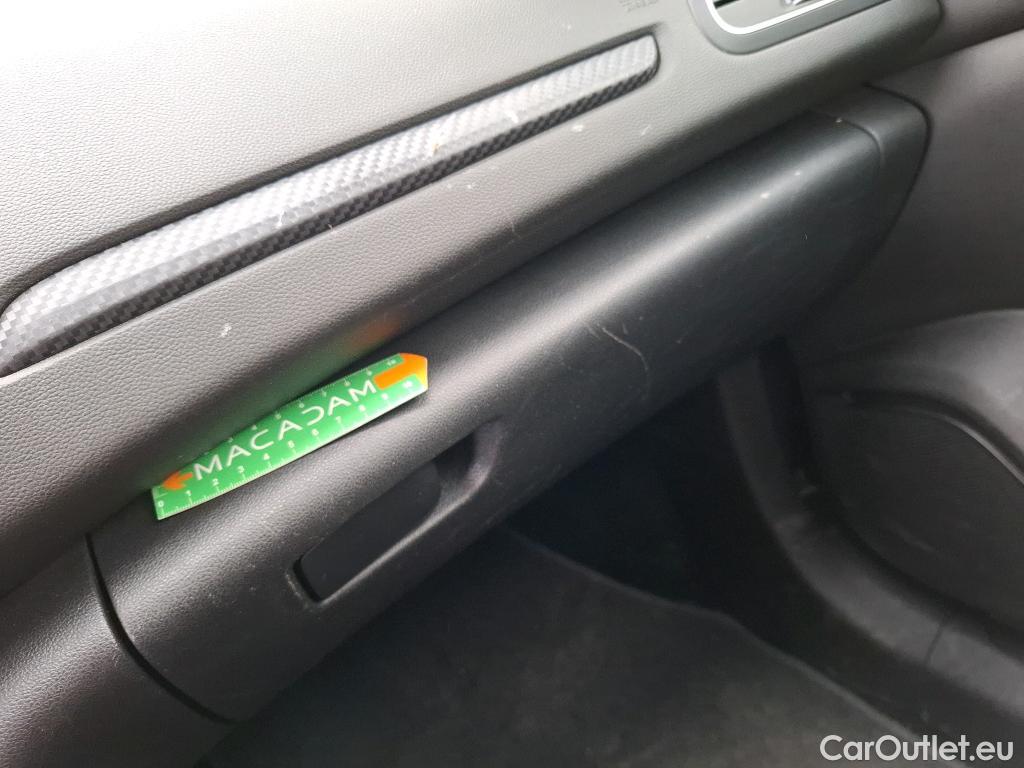  Renault  Megane  IV Berline 5pt. Société Air Nav 1.5 dCi 90CV BVM6 E6 #11