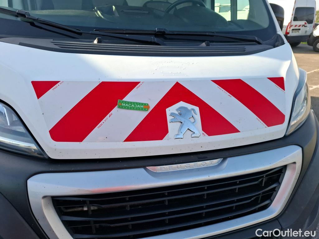  Peugeot  Boxer PEUGEOT  / 2014 / 4P / Fourgon tôlé BlueHDi S&S 120 PREMIUM 335 L2H2 #152