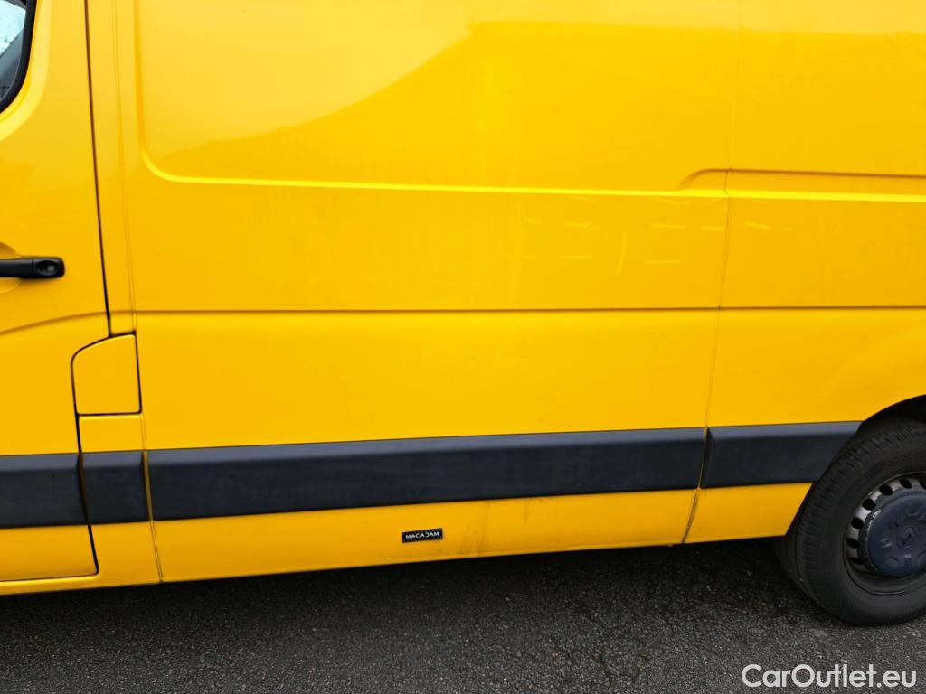  Renault  Master RENAULT  / 2019 / 4P / Fourgon tôlé FG Tr GCF F3500 L2H2 Energy dCi 150 #1