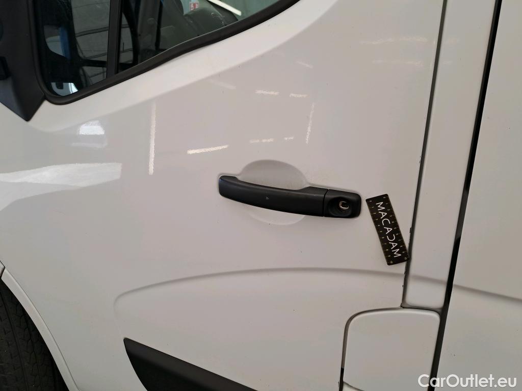  Nissan  NV400 NISSAN  VU 4p Fourgon L3H2 2.3 DCI TT 170 S/S 3500 N-Connecta #19