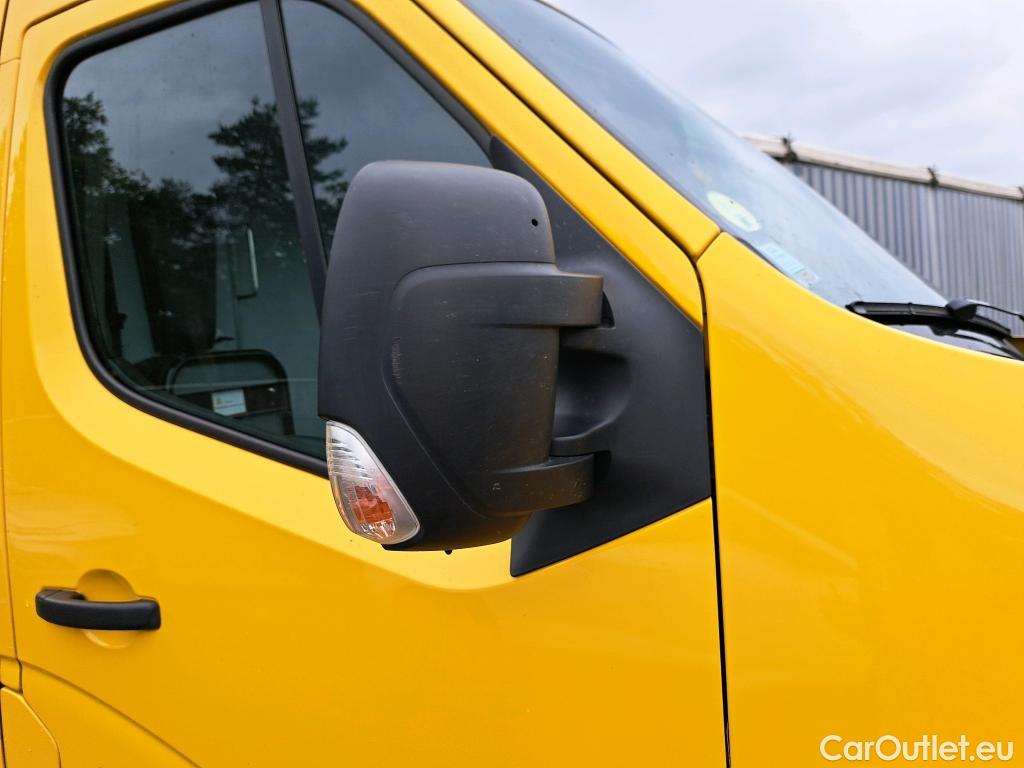  Renault  Master RENAULT  / 2019 / 4P / Fourgon tôlé FG Tr GCF F3500 L2H2 Energy dCi 150 #18