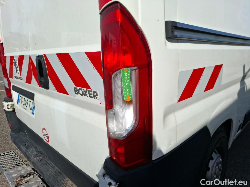  Peugeot  Boxer PEUGEOT  / 2014 / 4P / Fourgon tôlé BlueHDi S&S 120 PREMIUM 335 L2H2 #157
