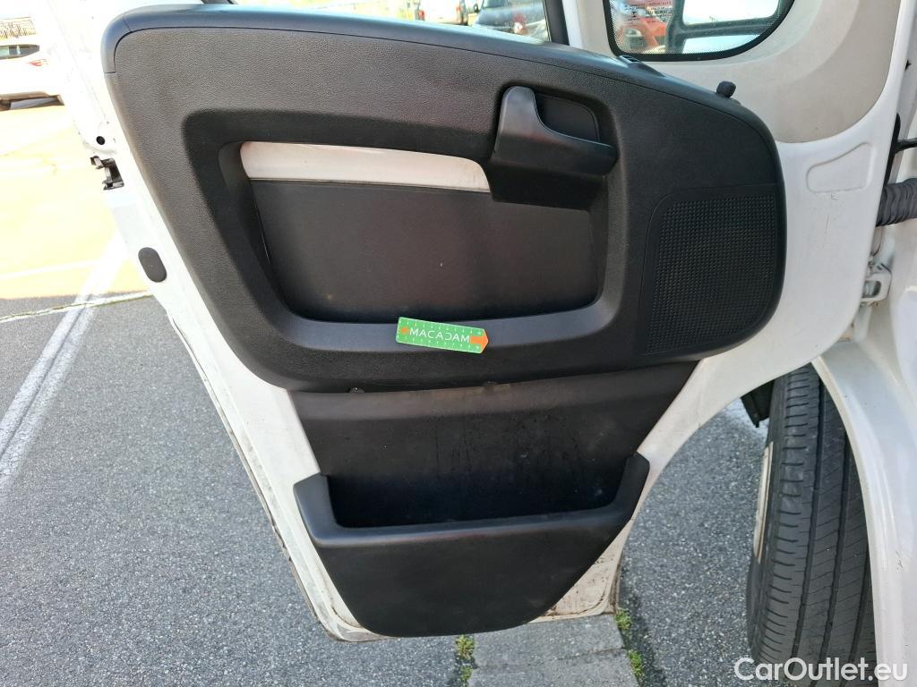  Peugeot  Boxer PEUGEOT  / 2014 / 4P / Fourgon tôlé BlueHDi S&S 120 PREMIUM 335 L2H2 #110