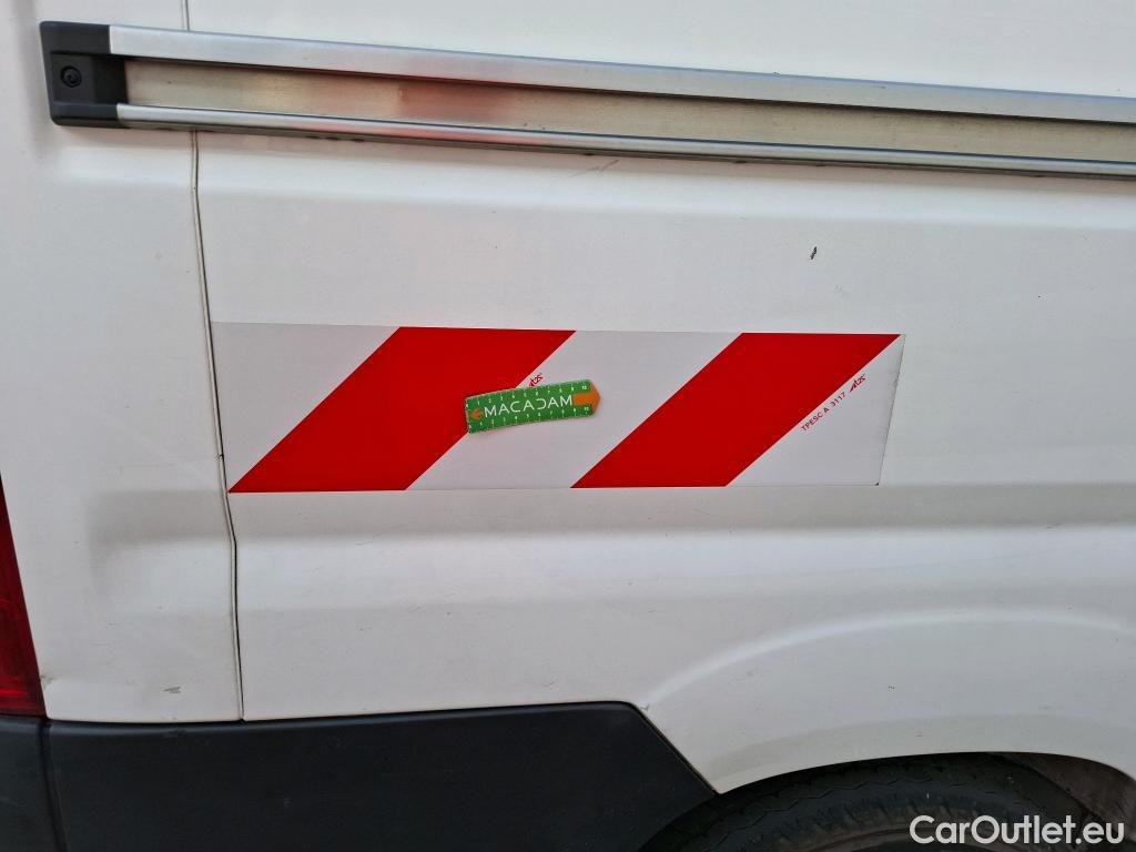  Peugeot  Boxer PEUGEOT  / 2014 / 4P / Fourgon tôlé BlueHDi S&S 120 PREMIUM 335 L2H2 #156