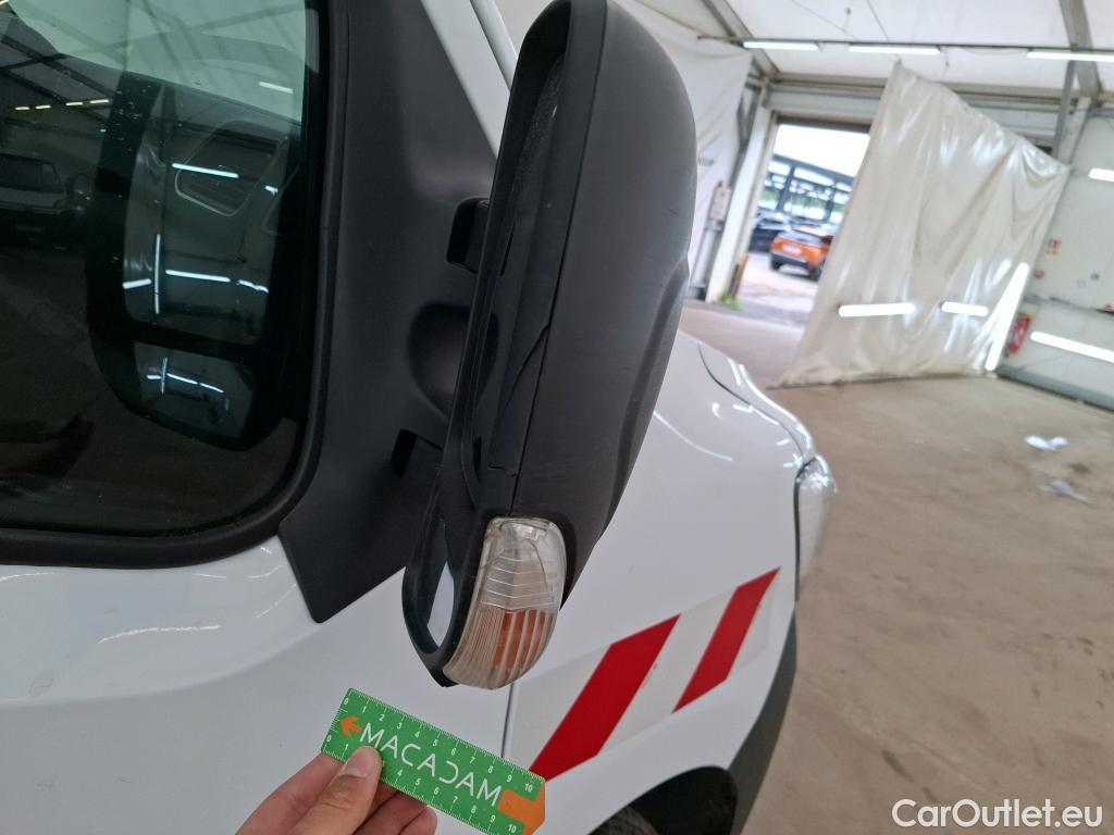  Renault  Master  Fourgon L3H2 3 5 Grand Confort dCi 135CV BVM6 E6dT #1