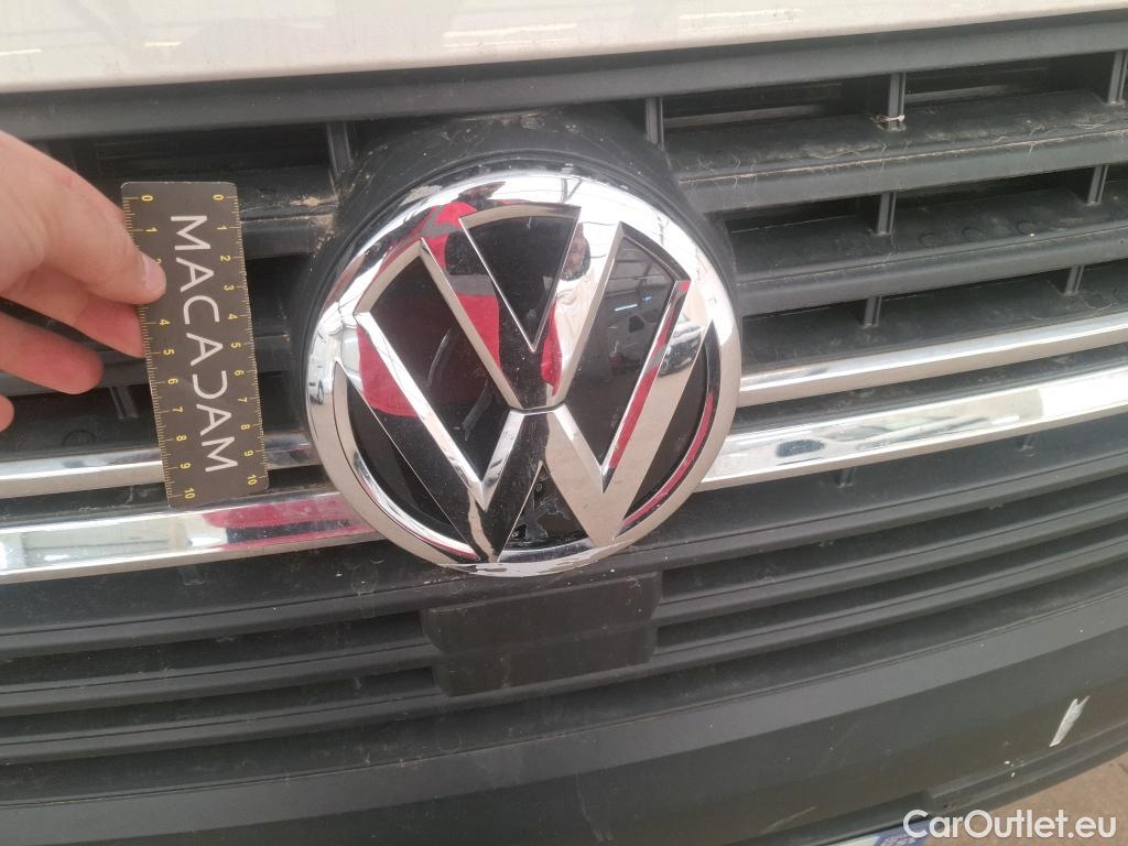  Volkswagen  Transporter VOLKSWAGEN  / 2019 / 4P / Fourgon tôlé 2.0 TDi 150 4MO L1H1 Business Line #37