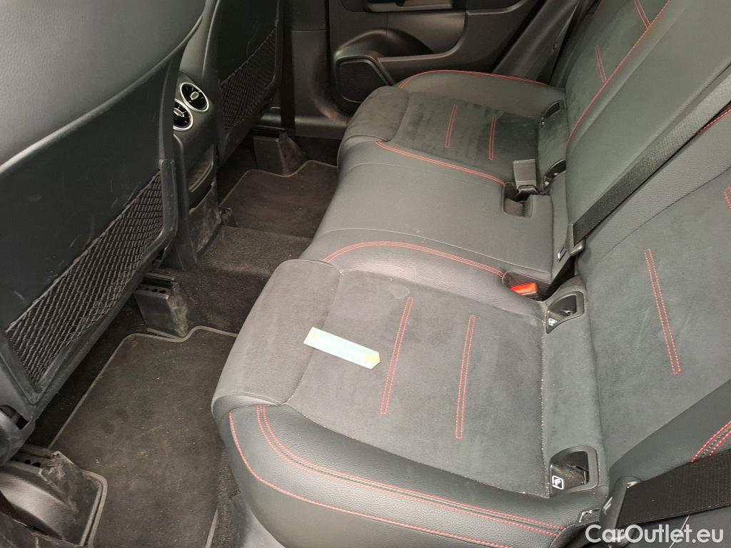  Mercedes  GLA MERCEDES-BENZ  / 2020 / 5P / SUV 1.3  250 e AMG LINE DCT #14