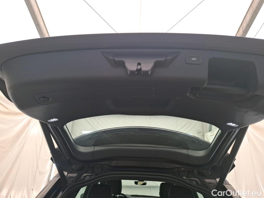  Land Rover  Discovery LAND ROVER  Sport / 2019 / 5P / SUV 1.5 P300e PHEV AUTO 4WD R-Dynamic SE #4