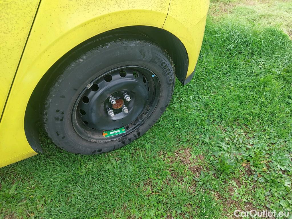  Hyundai  i20  Initia 1.2 85CV BVM5 E6d #3