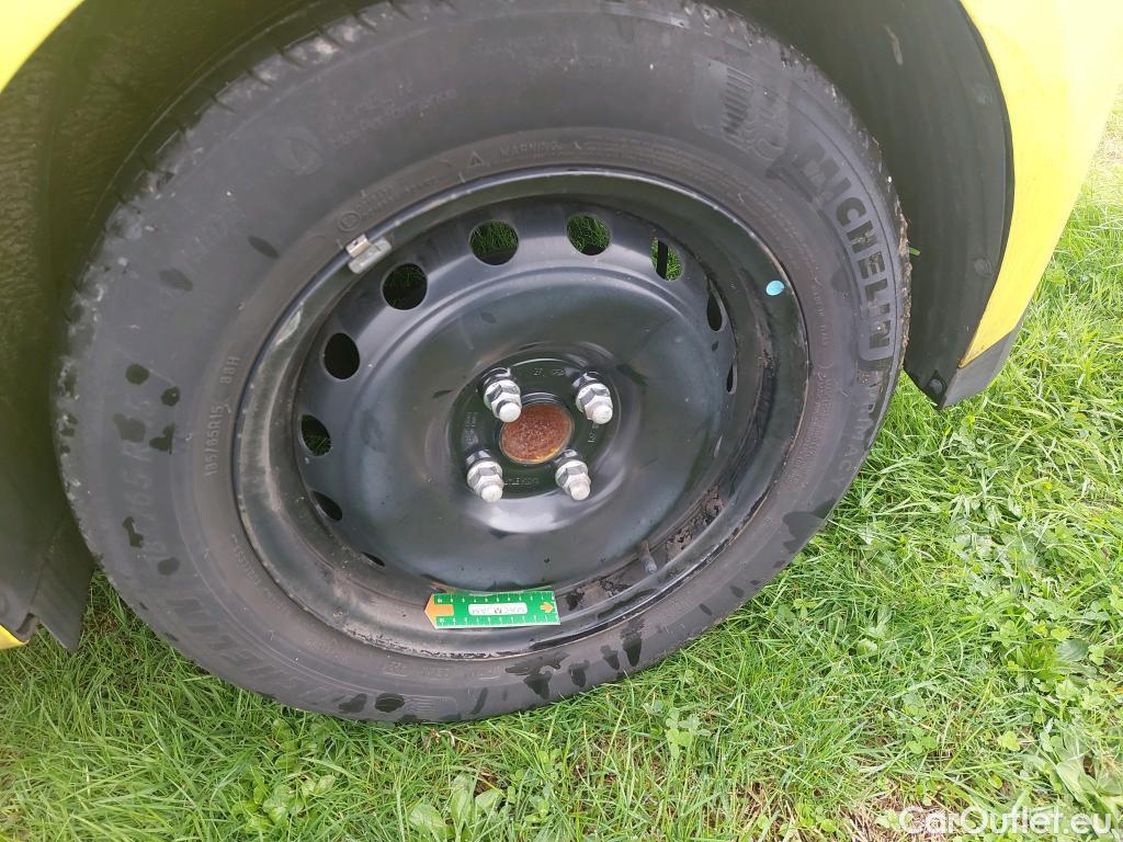  Hyundai  i20  Initia 1.2 85CV BVM5 E6d #4