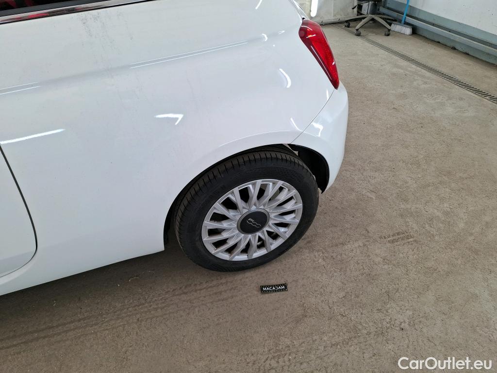  Fiat  500 FIAT   2015  3P  Berline Hybrid 10 BSG 70 ch Dolcevita #22