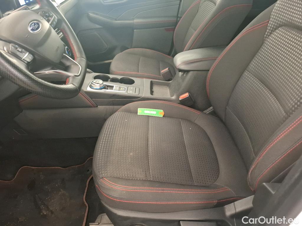  Ford  Kuga FORD  / 2019 / 5P / SUV 2.5 190 hybrid Flexifuel Pshift ST-Line #3