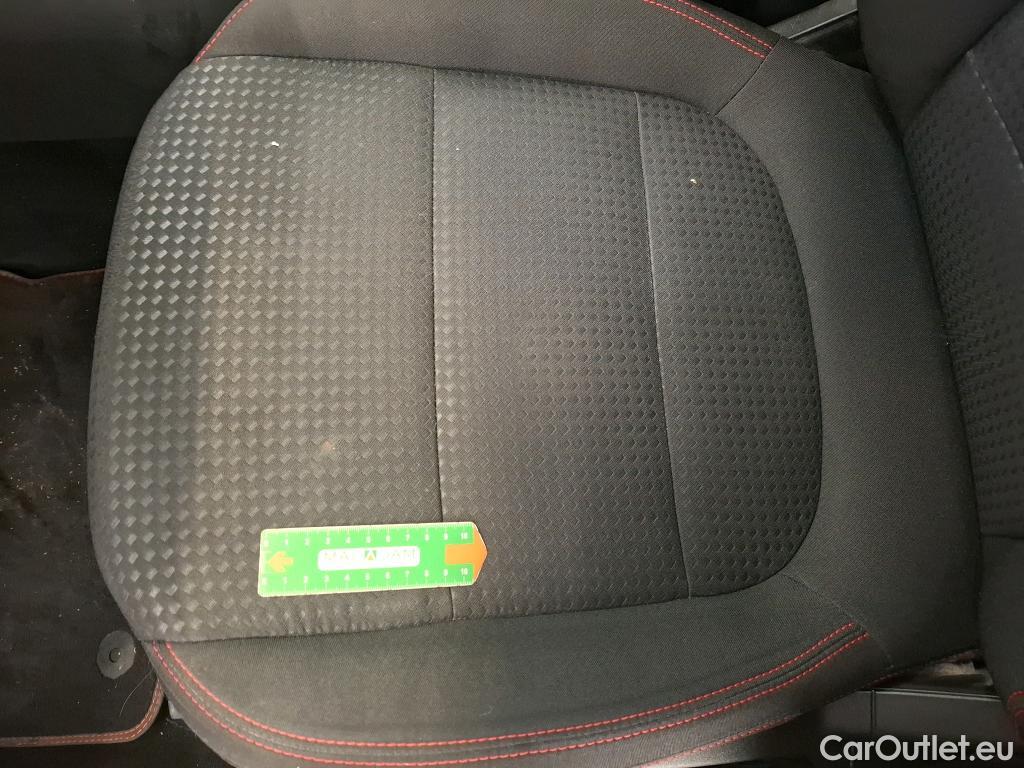  Ford  Kuga FORD  / 2019 / 5P / SUV 2.5 190 hybrid Flexifuel Pshift ST-Line #4