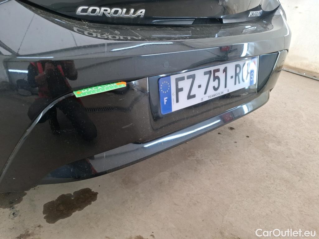  Toyota  Corolla TOYOTA  / 2018 / 5P / Berline Hybride 122h Dynamic Business Stage Acad #44