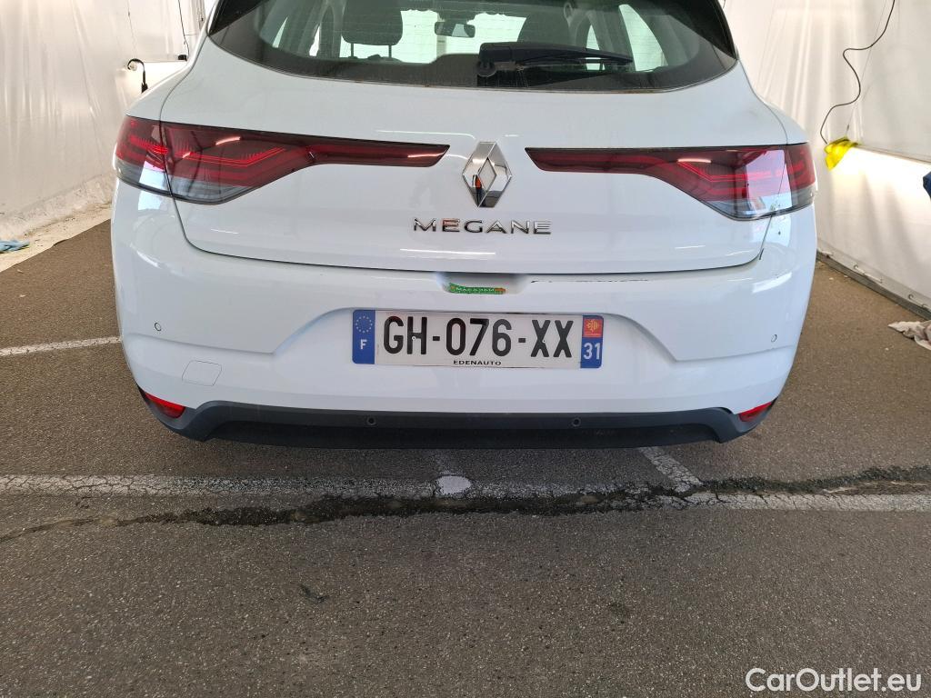  Renault  Megane  IV Berline 5 ptes. Société Air Nav Reversible 1.5 dCi 90CV BVM6 E6 #15