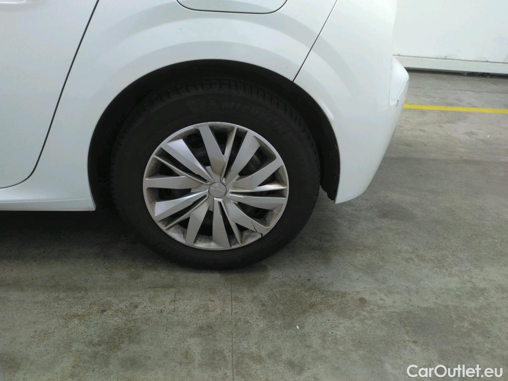  Peugeot  208  Premium 1.5 HDi 100CV BVM6 E6d #12