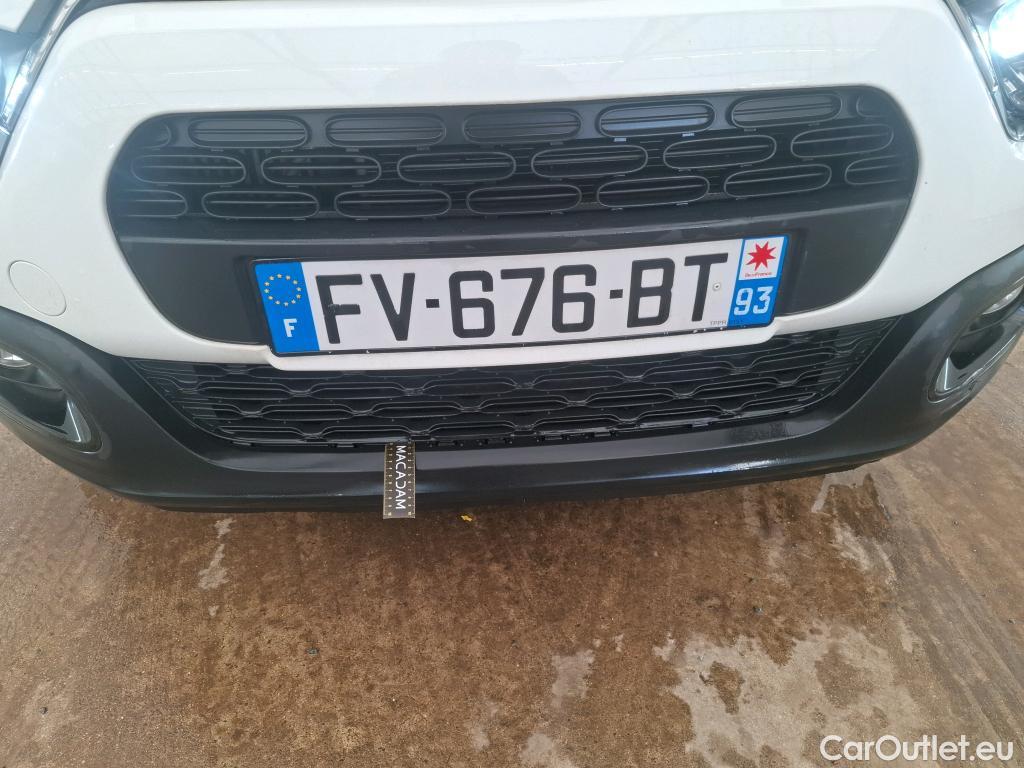  Citroen  C3  Société Feel 1.5 BlueHDI 100CV BVM5 E6dT #16