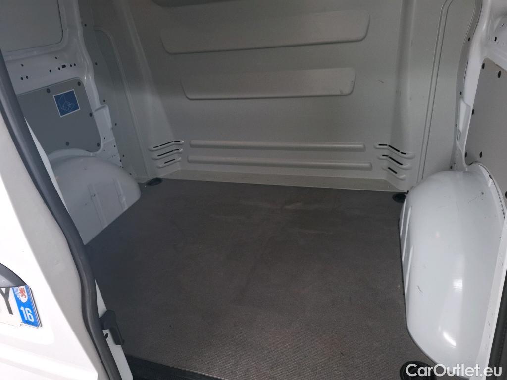  Mercedes  Vito MERCEDES-BENZ  Mixto Compact / 2020 / 4P / Fourgon tôlé 114 CDI Mixto CP SELECT #14