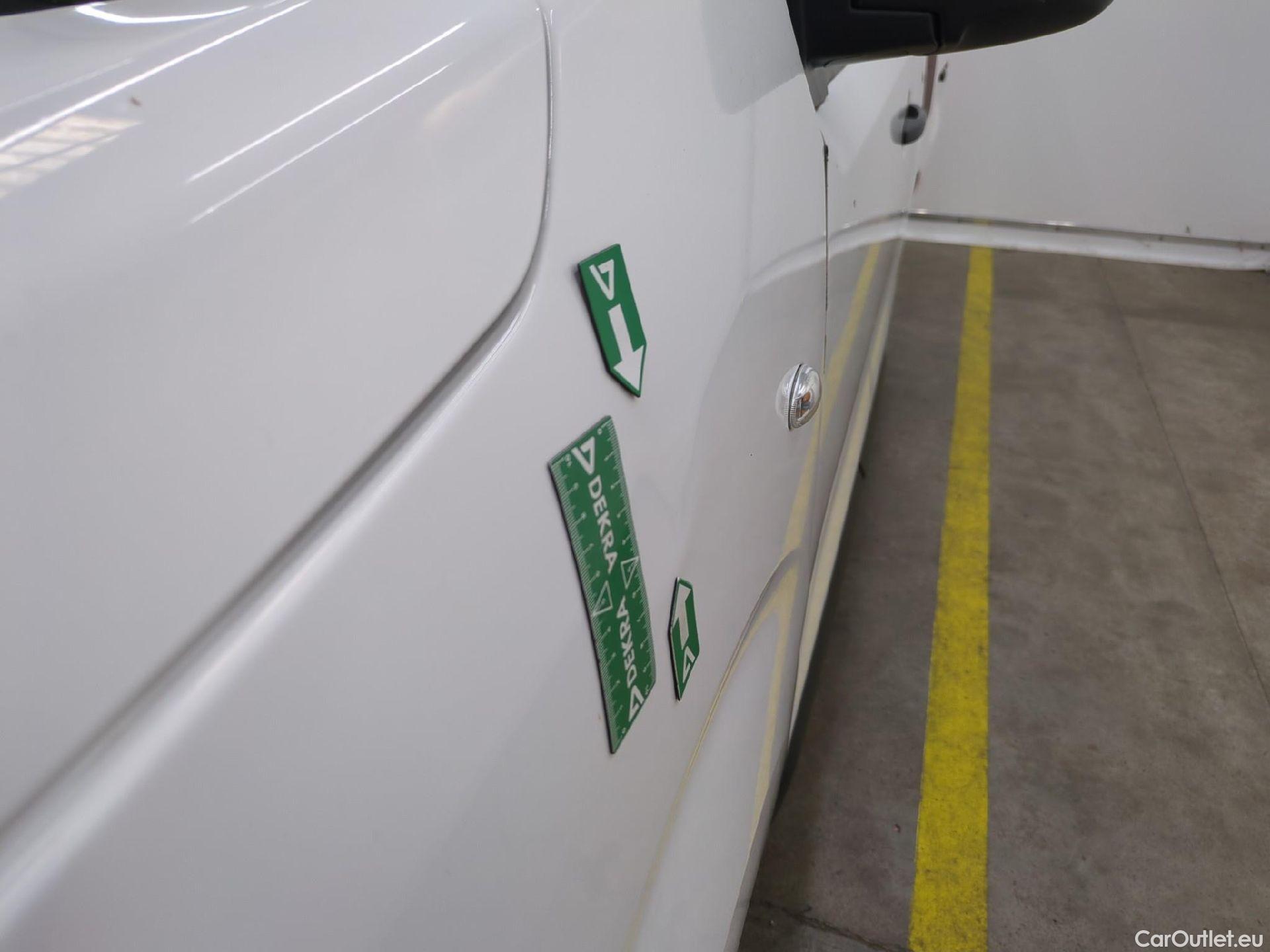  Citroen  Jumpy  Fourgon Club XS 1.5 BlueHDi 100CV BVM6 E6d #23