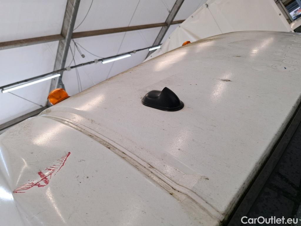  Renault  Master RENAULT  VU 4p Fourgon CA GCf Trac F3300 L2H2 dCi 110 #93