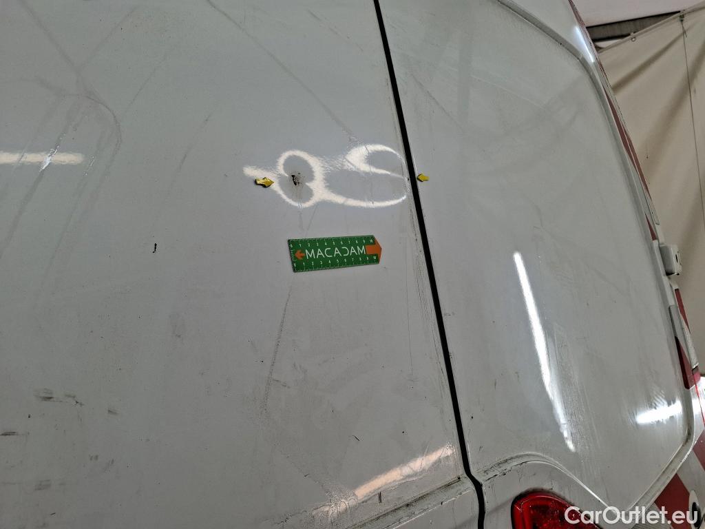  Renault  Master RENAULT  VU 4p Fourgon CA GCf Trac F3300 L2H2 dCi 110 #18
