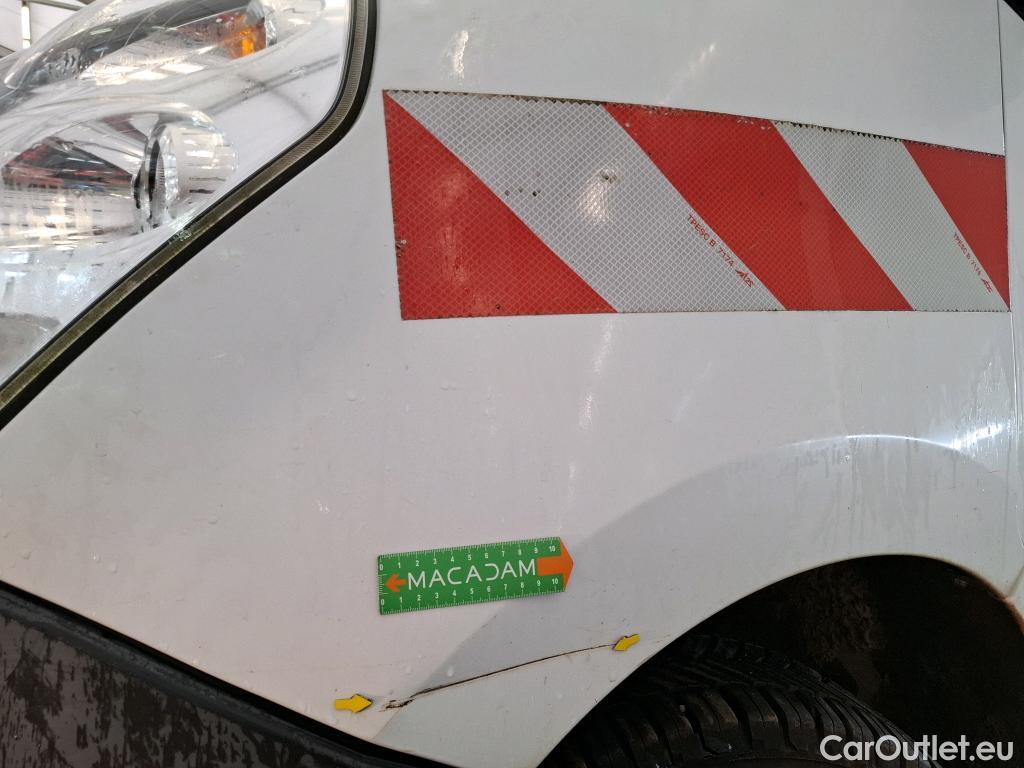  Renault  Master RENAULT  VU 4p Fourgon CA GCf Trac F3300 L2H2 dCi 110 #22