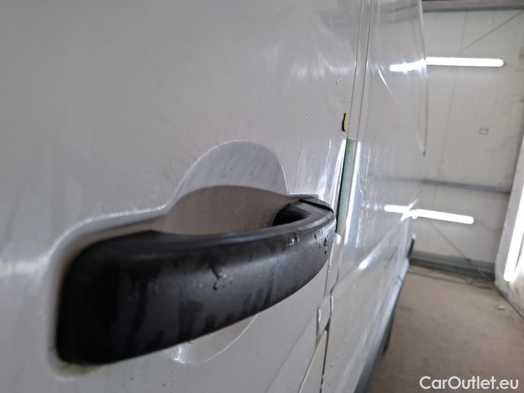  Renault  Master RENAULT  VU 4p Fourgon CA GCf Trac F3300 L2H2 dCi 110 #21