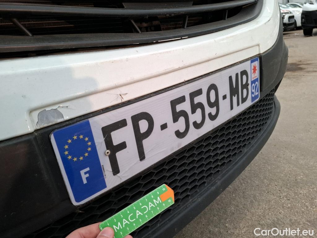  Renault  Trafic RENAULT  / 2014 / 4P / Fourgon tôlé FG GCF L1H1 1000 dCi 95 E6 #60