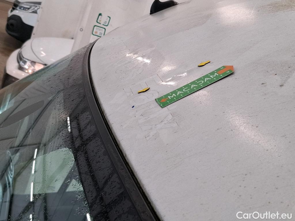  Renault  Master RENAULT  VU 4p Fourgon CA GCf Trac F3300 L2H2 dCi 110 #77
